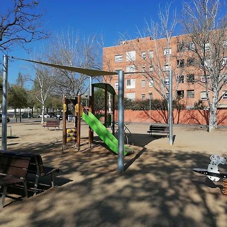 Piso Pl 2B, 20Min Plaza Cataluna サン・アドリア・デ・ベソス エクステリア 写真